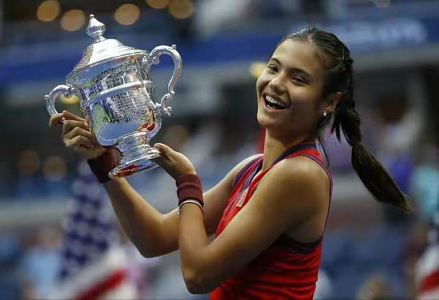 参展者和观 参展者和观