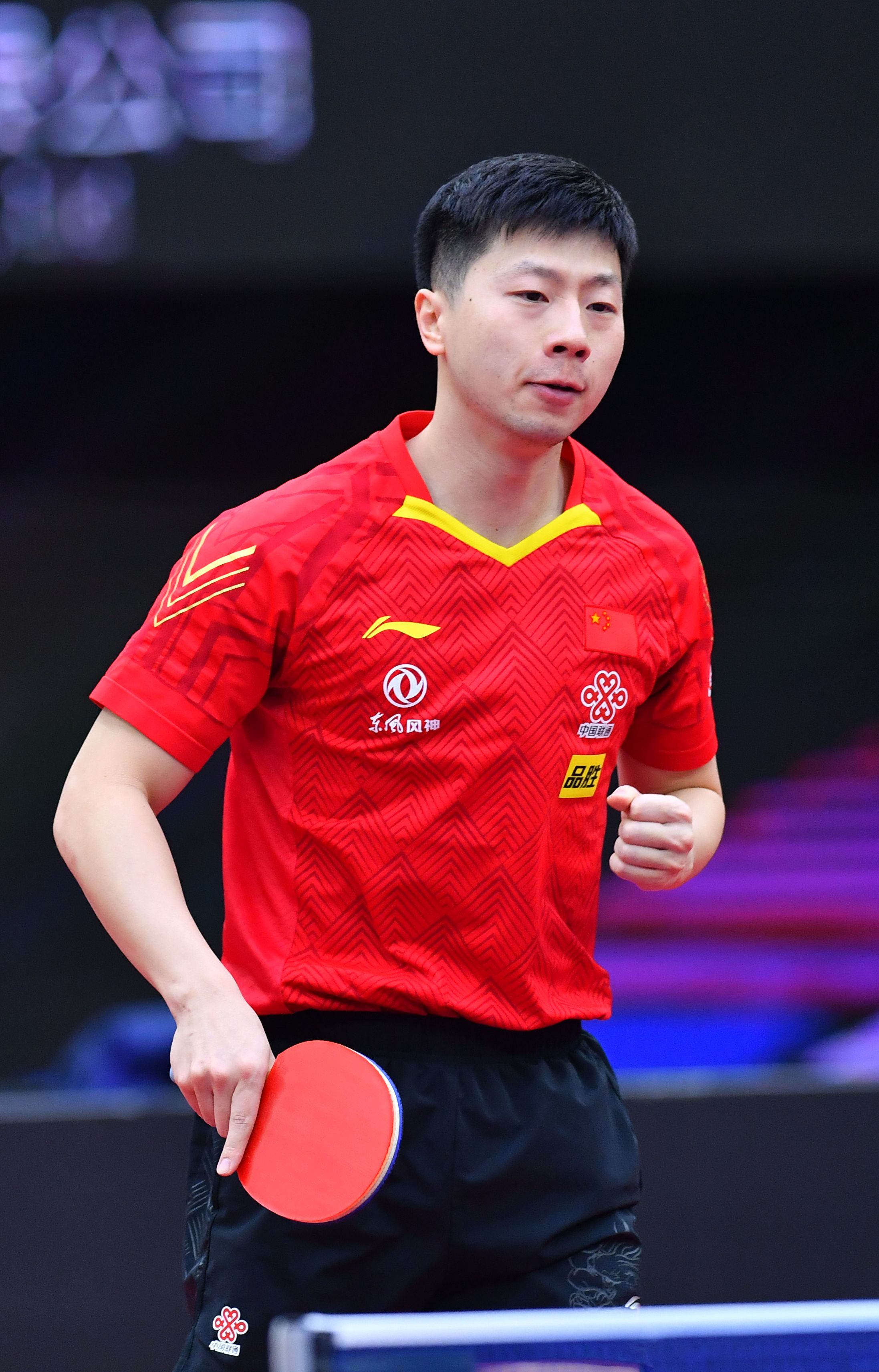 为一位坚定 为一位坚定